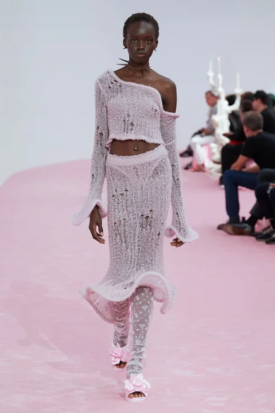 Look 11